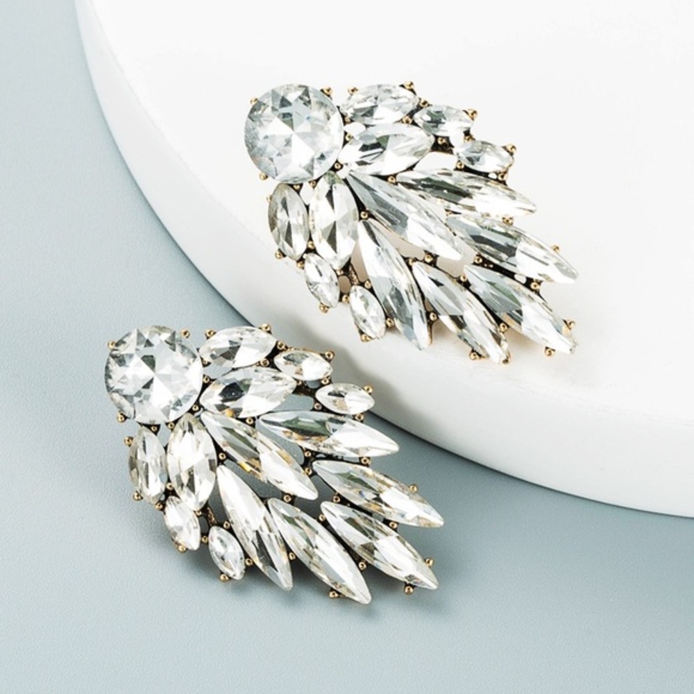 Clear crystal leaf earrings